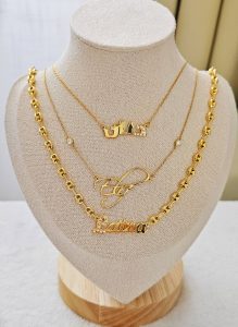 Bijou personnalisé avec le prénom de votre choix