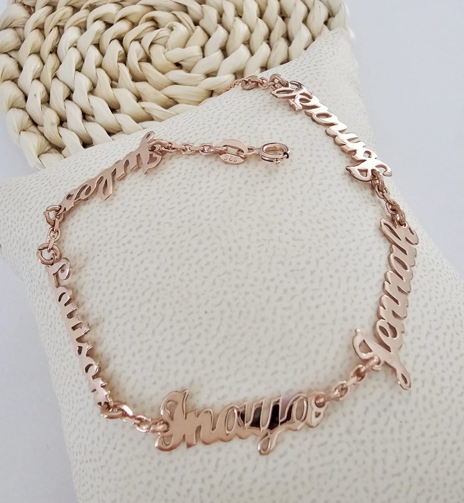 Bracelet plusieurs prénoms personnalisés