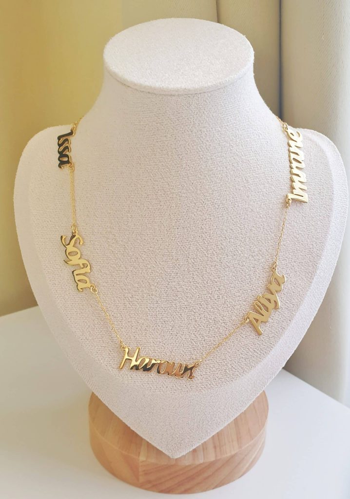 Collier 5 prénoms personnalisés