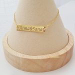 Bracelet avec gravure sur plaque