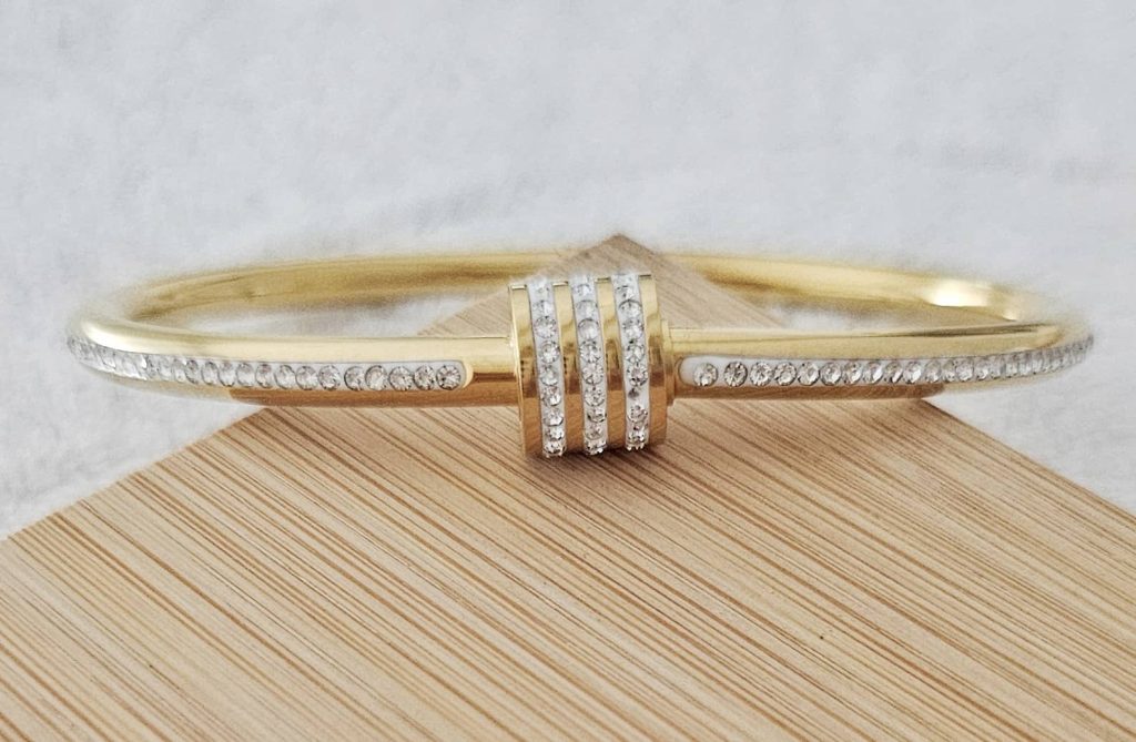 Bracelet bangle vintage or jaune strass