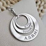 Collier 3 Prénoms Personnalisés – Bijou Famille et Amour