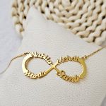 Collier infini personnalisé prénom