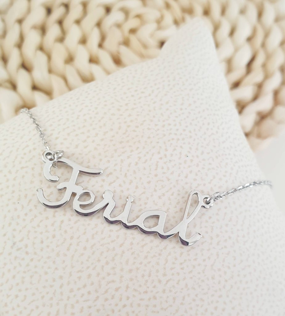 Collier cursive personnalisé