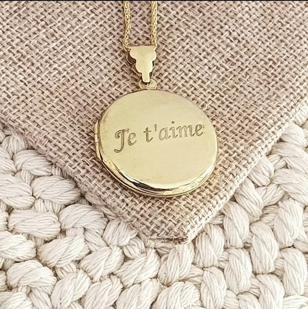 Collier photo personnalisé médaillon en argent 925 et plaqué or 22 carats, bijou souvenir élégant