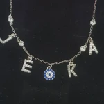 Colliers prénom personnalisé strass