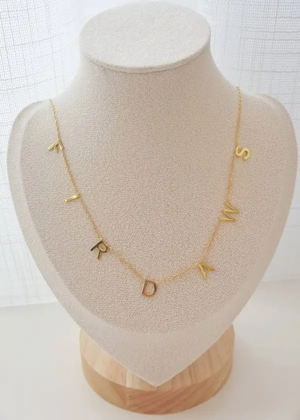 collier prénom personnalisé lettre