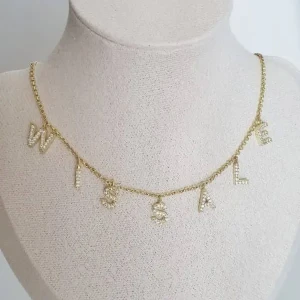 collier-prenom-personnalise-femme-fille-diamant