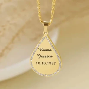 collier-personnalise-prenom-strass